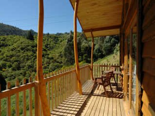 romantic getaways at luxury lodge near nelson nz boutique abel tasman accommodation